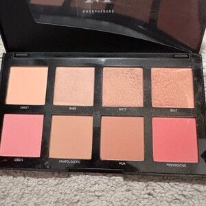 Morphe Blush Palette